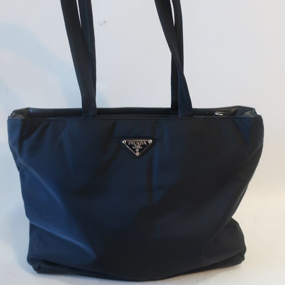 Authentic Women Prada Tessuto Tec B9710 (22) Dark Navy Blue Nylon Tote Handbag - Picture 2 of 16